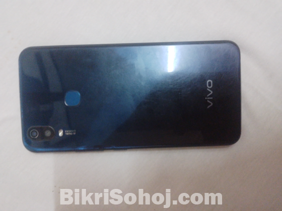 Vivo Y11